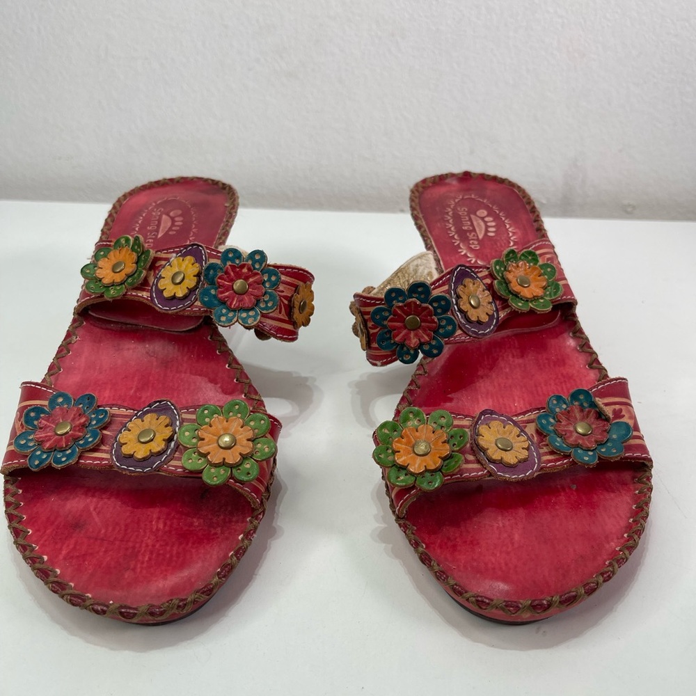 Spring Step Red Floral Tooled Leather Sandals Women's 38 (7) Boho Whimsigoth